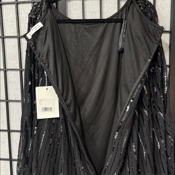 MacDuggal Black Embellished Beaded Column Cape Gown size 18 - Picture 12 of 15